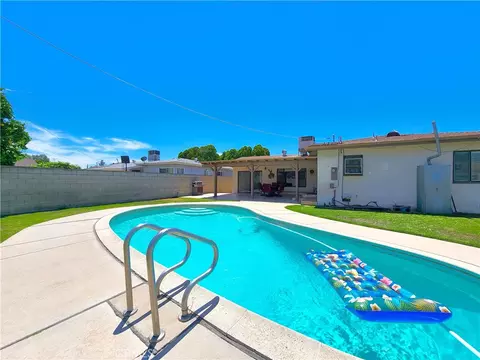 10014 Gaviota, North Hills, CA 91343