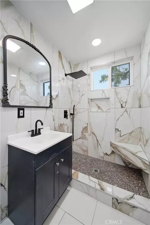 Bath - 6289 Dana Ave, Simi Valley, CA 93063 photo 3 of 4