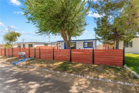 1544 Franklin Ave, Rosamond, CA 93560