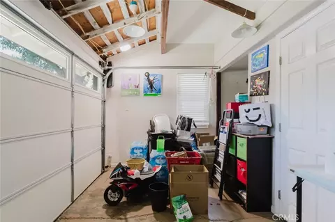 Entry Way - 6638 Blucher Ave, Van Nuys, CA 91406 photo 2 of 2