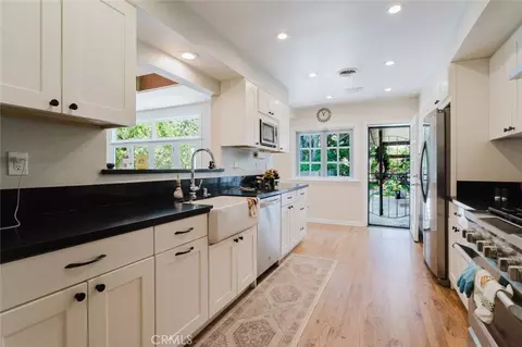 Kitchen - 6638 Blucher Ave, Van Nuys, CA 91406 photo 4 of 5