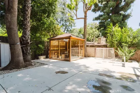 Exterior - 6638 Blucher Ave, Van Nuys, CA 91406 photo 5 of 10