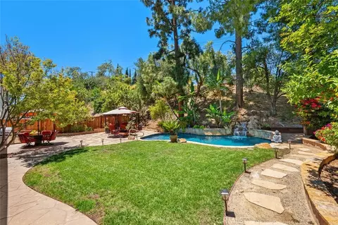 23349 Schoenborn St, West Hills, CA 91304