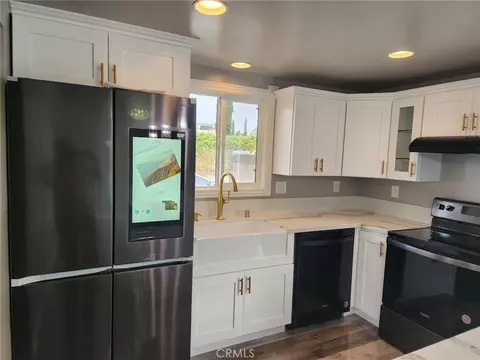 Kitchen - 1720 E Balard, Carson, CA 90745 photo 4 of 4