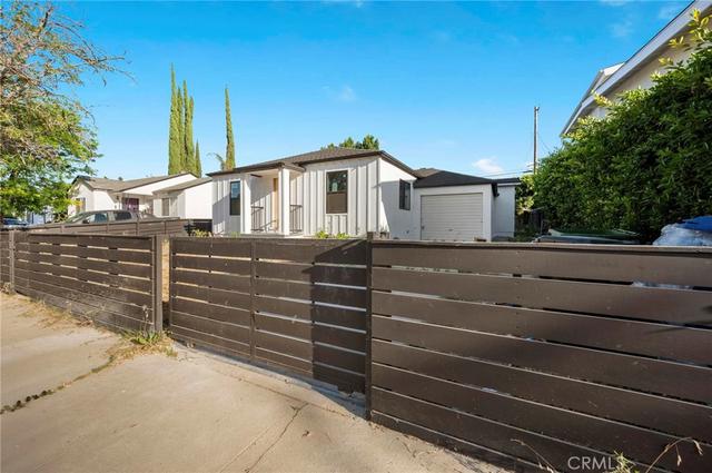 17446 Tiara St, Encino, CA 91316