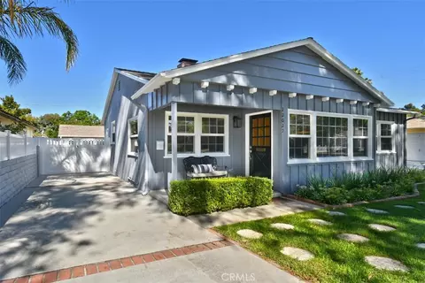 22025 De La Osa, Woodland Hills, CA 91364