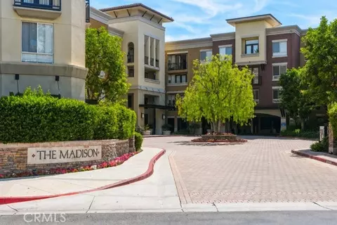 24595 Town Center Dr #3305, Valencia, CA 91355