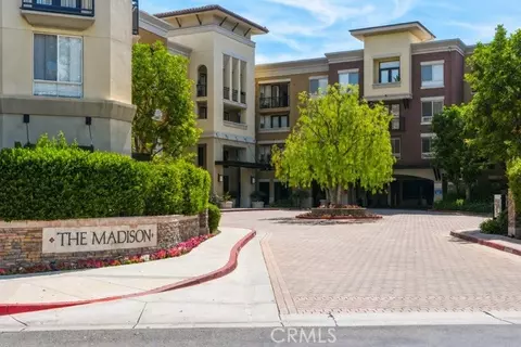 24595 Town Center Dr #3305, Valencia, CA 91355