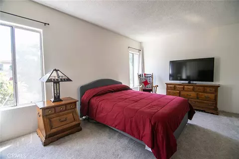 Bedroom - 639 E Olive #5, Burbank, CA 91501 photo 1 of 7