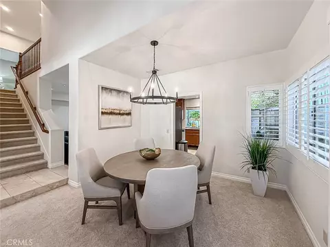 Dining - 549 Myrtle Ct, Oak Park, CA 91377 photo 1 of 3