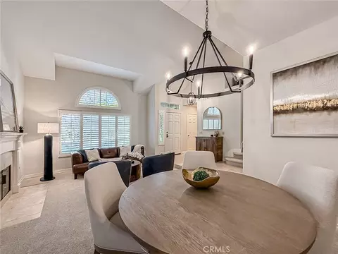 Dining - 549 Myrtle Ct, Oak Park, CA 91377 photo 2 of 3