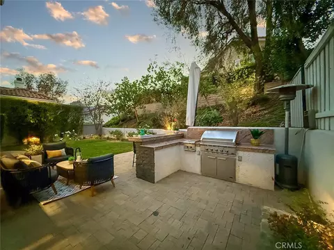Exterior - 549 Myrtle Ct, Oak Park, CA 91377 photo 15 of 20