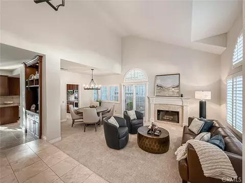 Living - 549 Myrtle Ct, Oak Park, CA 91377 photo 1 of 5