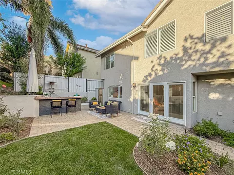 Exterior - 549 Myrtle Ct, Oak Park, CA 91377 photo 10 of 20