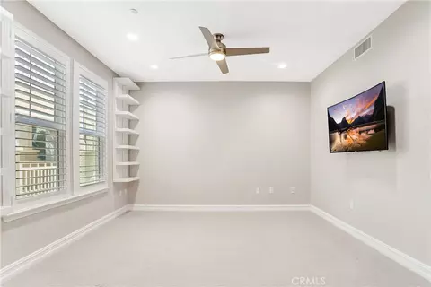 Living - 1431 Windshore, Oxnard, CA 93035 photo 5 of 6