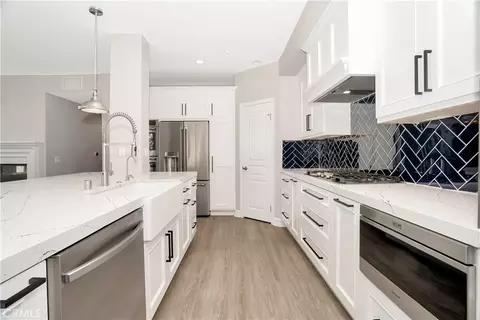 Kitchen - 1431 Windshore, Oxnard, CA 93035 photo 3 of 3