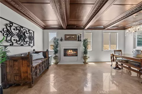 Entry Way - 19628 Mathilde Ln, Saugus, CA 91350 photo 3 of 8