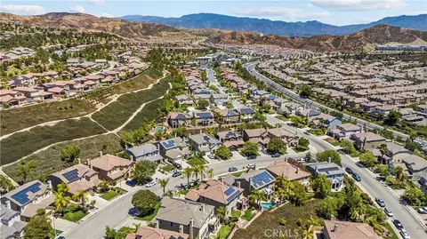 View/Area - 19628 Mathilde Ln, Saugus, CA 91350 photo 4 of 4