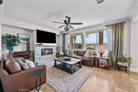 Living - 19628 Mathilde Ln, Saugus, CA 91350 photo 1 of 2