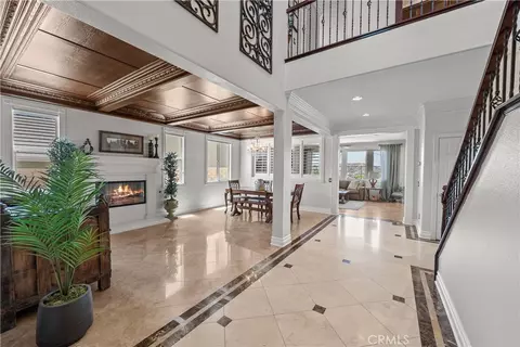 Entry Way - 19628 Mathilde Ln, Saugus, CA 91350 photo 2 of 8