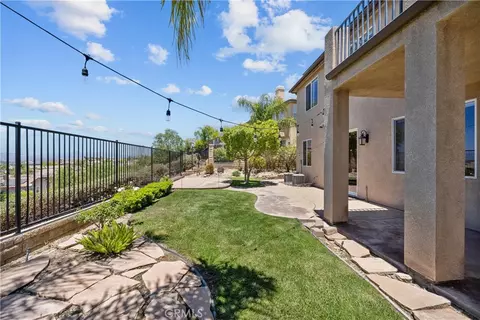 Exterior - 19628 Mathilde Ln, Saugus, CA 91350 photo 6 of 8