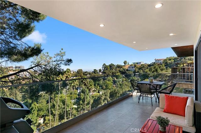 8960 Crescent Dr, Los Angeles, CA 90046