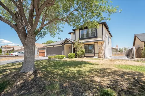 Exterior - 5347 E Avenue R11, Palmdale, CA 93552 photo 2 of 9