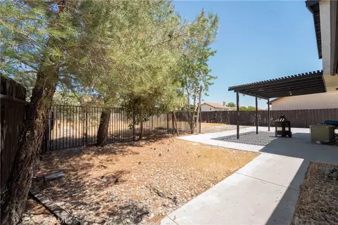 Exterior - 5347 E Avenue R11, Palmdale, CA 93552 photo 5 of 9
