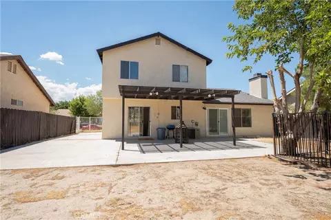 Exterior - 5347 E Avenue R11, Palmdale, CA 93552 photo 7 of 9