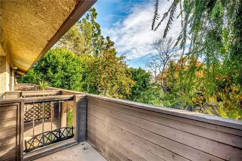 7308 Corbin Ave #G, Reseda, CA 91335