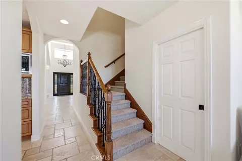 Entry Way - 12077 Haven Crst, Moorpark, CA 93021 photo 6 of 8