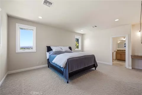 Bedroom - 12077 Haven Crst, Moorpark, CA 93021 photo 1 of 9