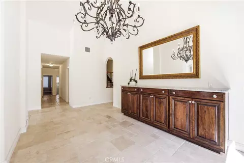 Entry Way - 12077 Haven Crst, Moorpark, CA 93021 photo 4 of 8