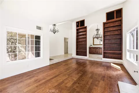 Living - 12077 Haven Crst, Moorpark, CA 93021 photo 3 of 8