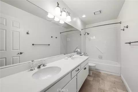 Bath - 12077 Haven Crst, Moorpark, CA 93021 photo 5 of 7