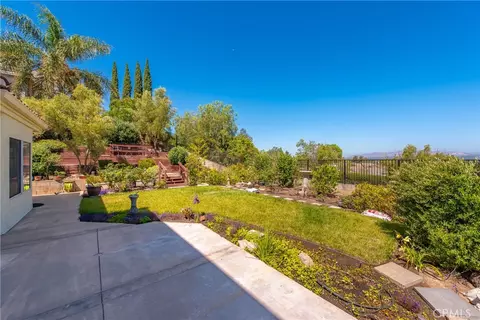 Exterior - 12077 Haven Crst, Moorpark, CA 93021 photo 4 of 9
