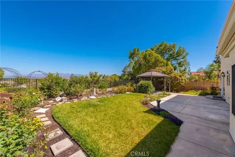 Exterior - 12077 Haven Crst, Moorpark, CA 93021 photo 5 of 9