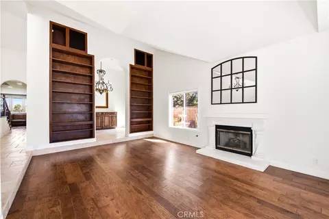 Living - 12077 Haven Crst, Moorpark, CA 93021 photo 4 of 8