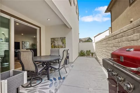 Exterior - 27632 Ensemble, Valencia, CA 91381 photo 2 of 4