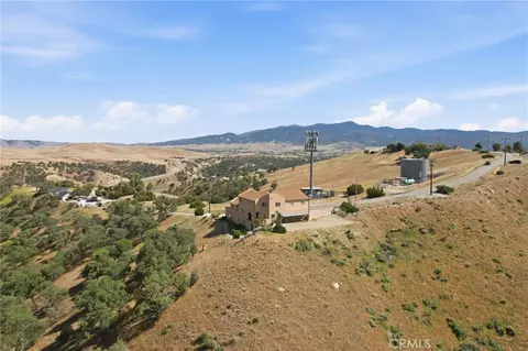 View/Area - 19701 Dovetail, Tehachapi, CA 93561 photo 1 of 4