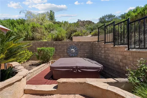 Exterior - 28454 Cascade, Castaic, CA 91384 photo 6 of 8