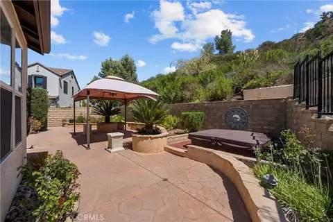 Exterior - 28454 Cascade, Castaic, CA 91384 photo 5 of 8