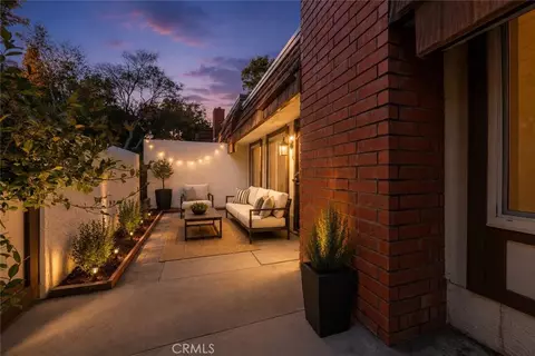 10055 Larwin #3, Chatsworth, CA 91311