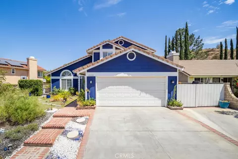 Exterior - 22237 Birmingham Pl, Saugus, CA 91350 photo 11 of 14