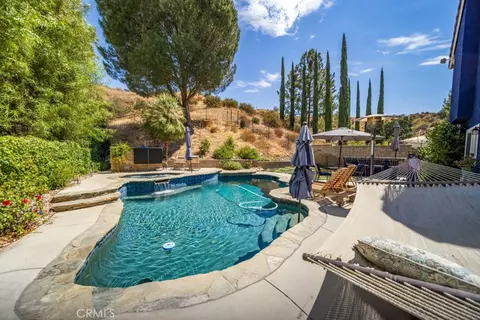 Exterior - 22237 Birmingham Pl, Saugus, CA 91350 photo 9 of 14