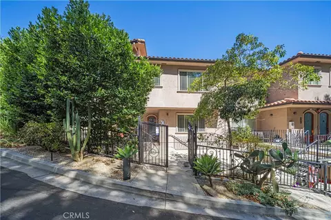 11145 Sunshine Ter #102, Studio City, CA 91604