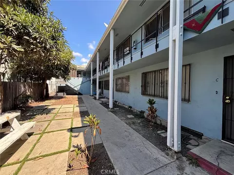 723 E 6th, Long Beach, CA 90802 photo 4