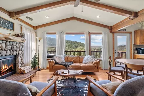 Living - 820 Arbula, Crestline, CA 92325 photo 2 of 8
