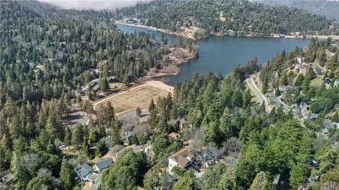 View/Area - 820 Arbula, Crestline, CA 92325 photo 4 of 6