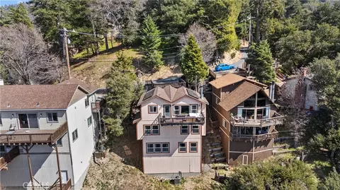 View/Area - 820 Arbula, Crestline, CA 92325 photo 2 of 6